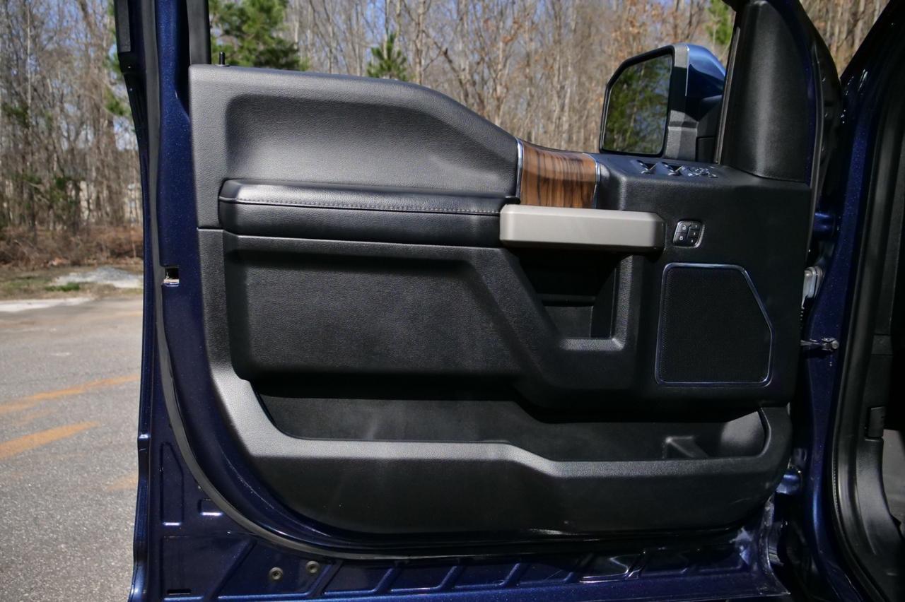 2020 Ford F-150 LARIAT 4X4 / Wheels & Tires Upgrade / 3.5L V6! Lincolnton NC