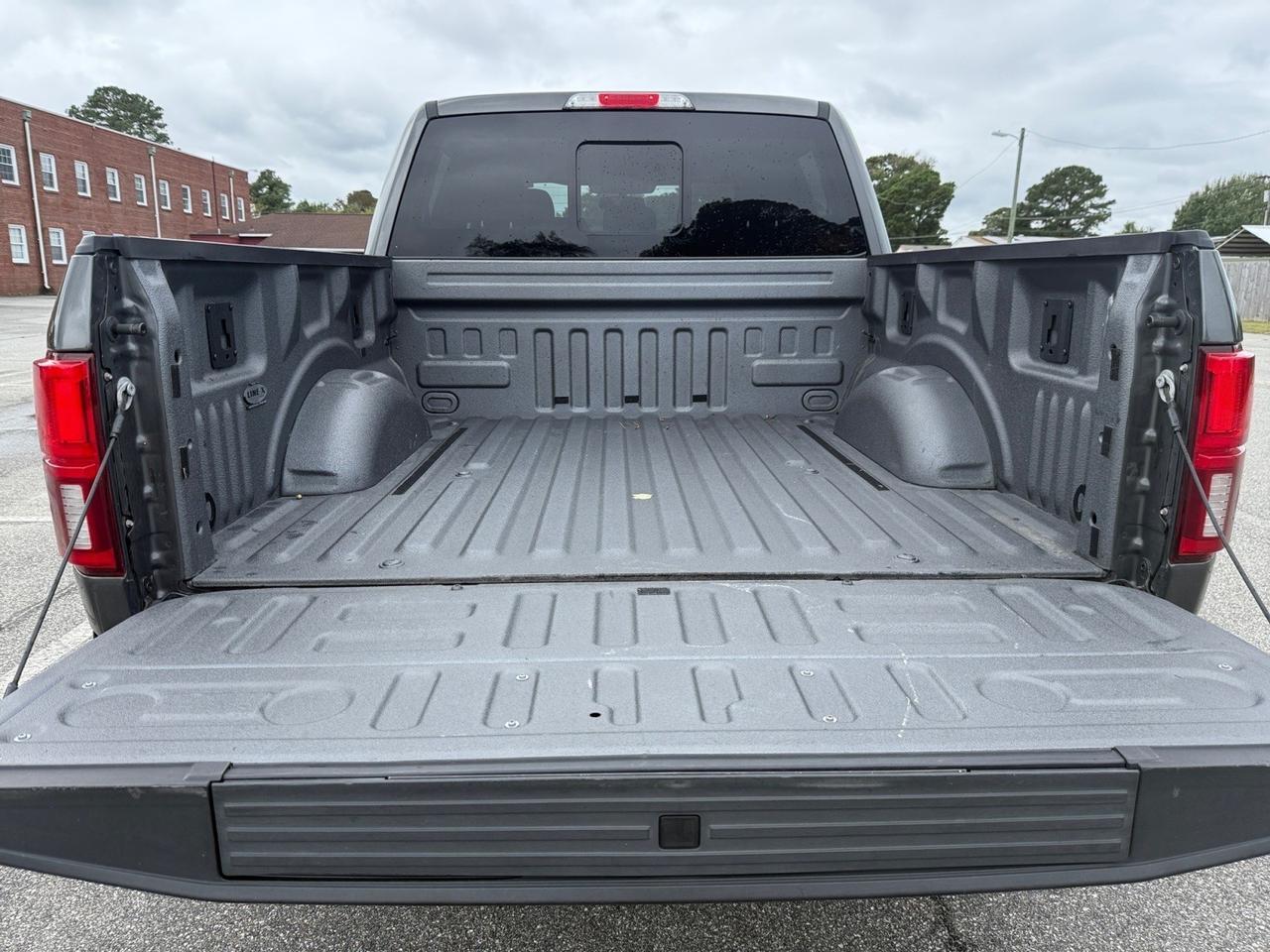 2020 Ford F-150 LARIAT, LIFTED, HEATED STEERING WHEEL, HEATED & COOLED SEATS, ADAPTIVE CRUISE CONTROL, B&O SOUND SYSTEM, REMOTE START, KEYLESS ENTRY, KEYLESS START, ONLY 1 OWNER, THIS COULD BE YOUR DREAM TRUCK! Norfolk VA
