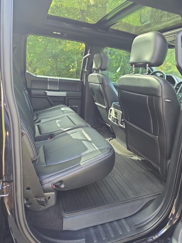 2020 Ford F-150 LARIAT Sand Lake NY