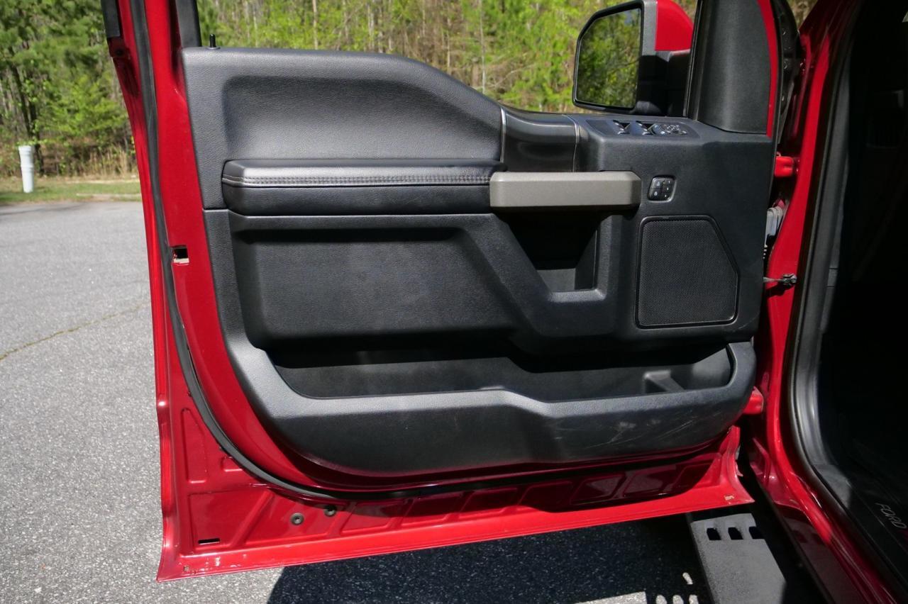 2020 Ford F-150 Raptor 4x4 / High Output V6 / PANO Sunroof! Lincolnton NC