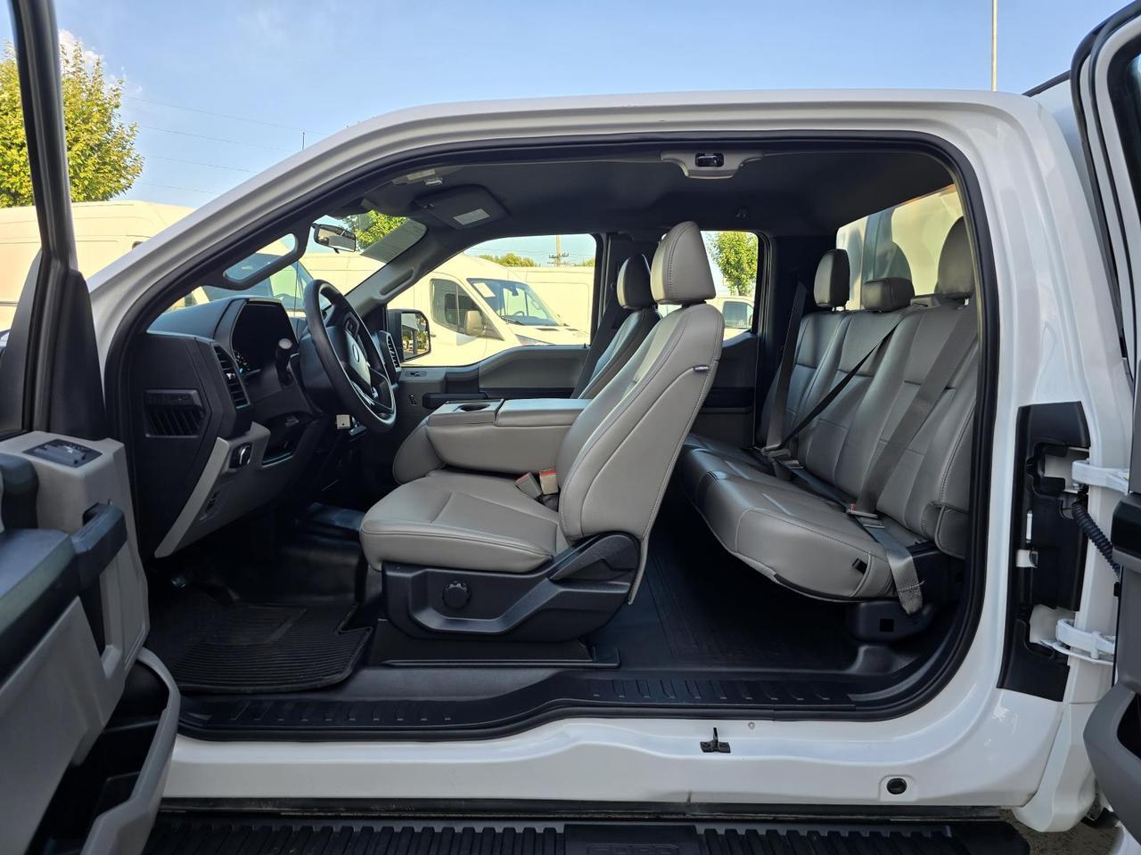 2020 Ford F-150 XL 4WD SuperCab W/ARE Commercial Cap Concord NC