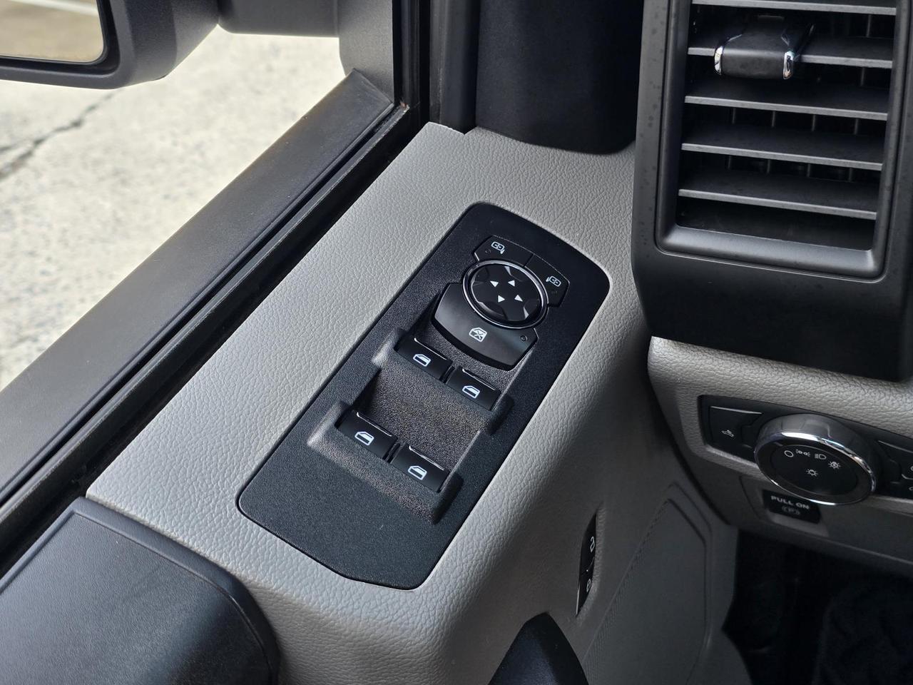 2020 Ford F-150 XL 4WD SuperCab W/ARE Commercial Cap Concord NC