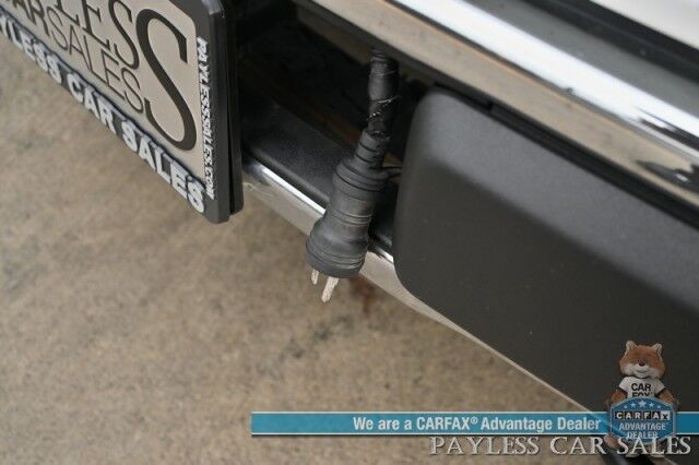 2020 Ford F-150 XLT / 4X4 / Crew Cab / 5.0L V8 / Seats 6 / Power Drivers Seat / Apple CarPlay & Android Auto / Backup Camera / Cruise Control / Block Heater / Bed Liner / Tow Pkg Anchorage AK