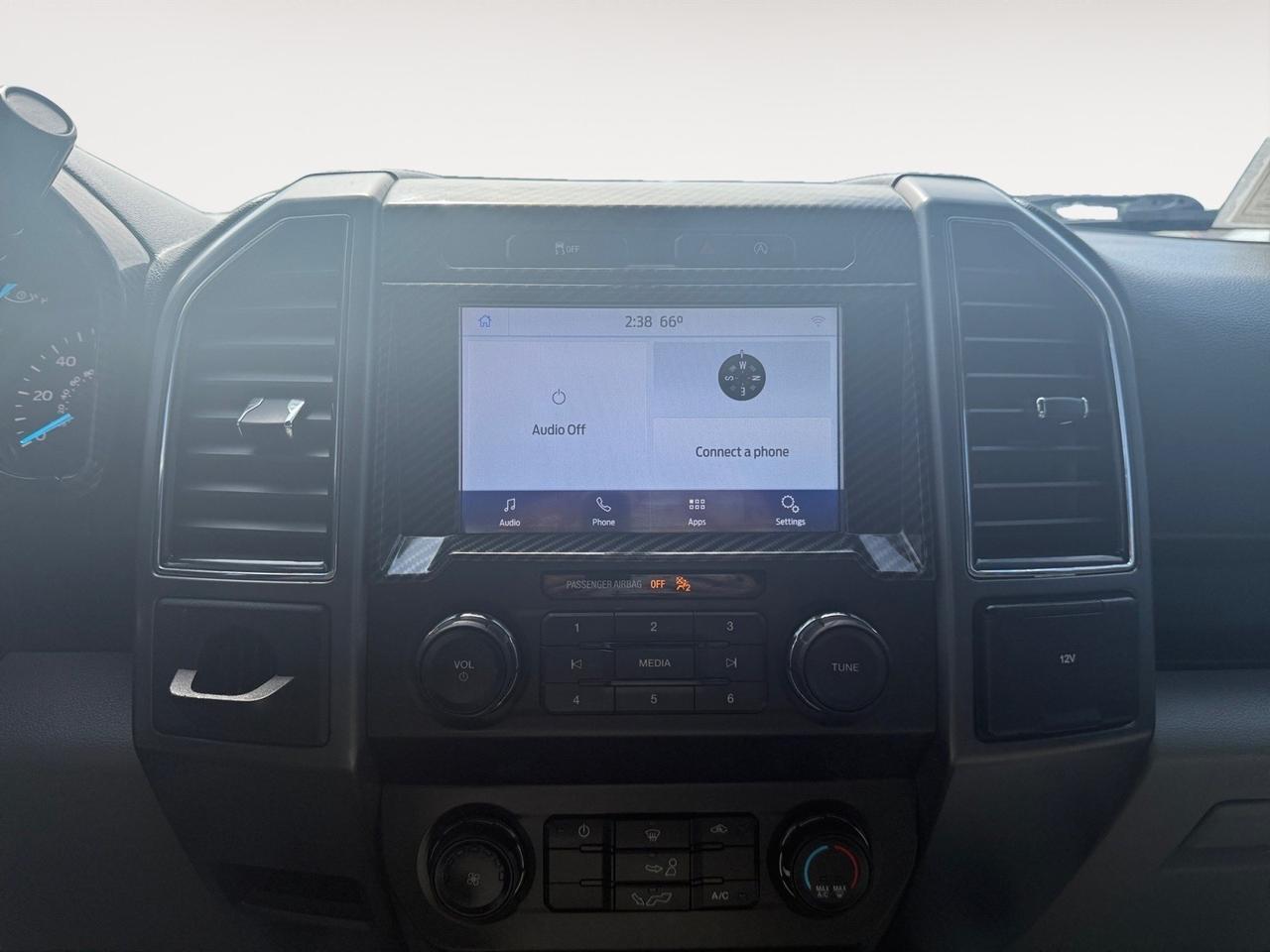 2020 Ford F-150 XLT, RWD, WIFI, APPLE CARPLAY/ANDROID AUTO, BACKUP CAMERA, REMOTE START, POWER MIRRORS, BED LINER, TOW PACKAGE, AUTO START/STOP TECH, RUNNING BOARDS, BLUETOOTH, CLEAN CARFAX! Norfolk VA