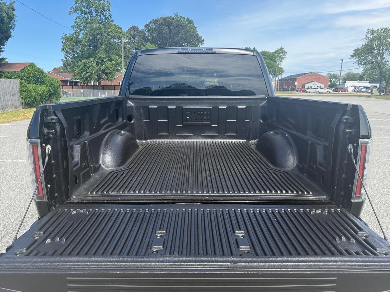 2020 Ford F-150 XLT, RWD, WIFI, APPLE CARPLAY/ANDROID AUTO, BACKUP CAMERA, REMOTE START, POWER MIRRORS, BED LINER, TOW PACKAGE, AUTO START/STOP TECH, RUNNING BOARDS, BLUETOOTH, CLEAN CARFAX! Norfolk VA