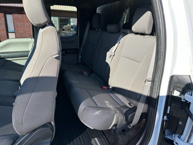 2020 Ford F-150 XLT SuperCab Pickup w/ ARE Work Cap & Ladder Rack Ashland VA