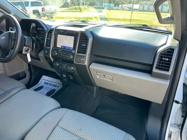 2020 Ford F-150 XLT SuperCab Pickup w/ ARE Work Cap & Ladder Rack Ashland VA