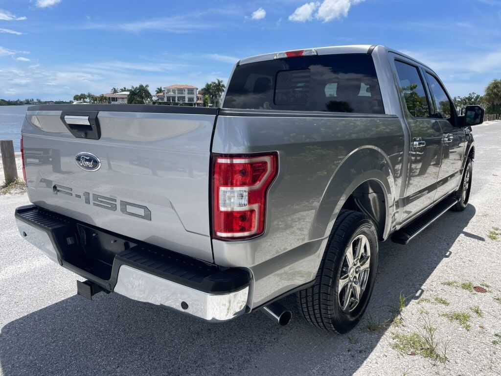 2020 Ford F-150 XLT~5.0 V8~CLEAN CARFAX~TRAILER PKG W/ BACKUP ASSIST~AFTERMARKET RADIO W/ SCREEN MIRRORING FOR CARPLAY/ANDROID AUTO~ONLINE FINANCE AND SHIPPING AVAILABLE!!!! Sarasota FL