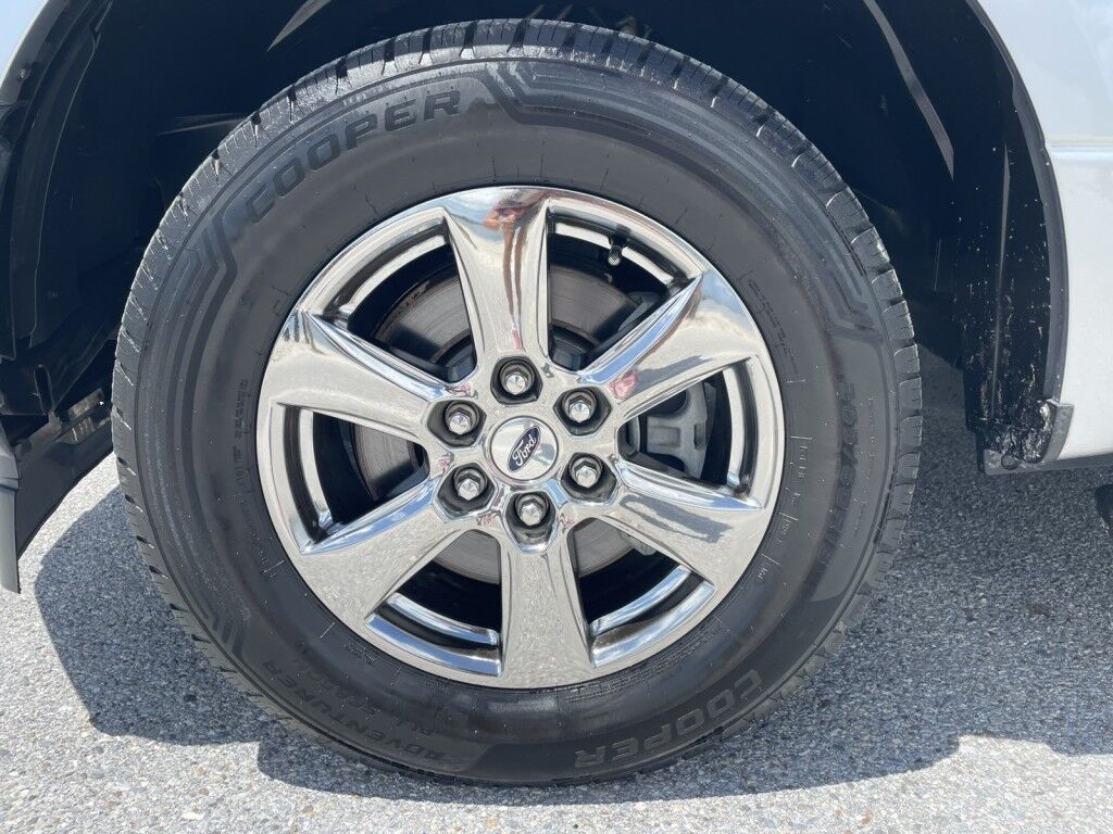 2020 Ford F-150 XLT~5.0 V8~CLEAN CARFAX~TRAILER PKG W/ BACKUP ASSIST~AFTERMARKET RADIO W/ SCREEN MIRRORING FOR CARPLAY/ANDROID AUTO~ONLINE FINANCE AND SHIPPING AVAILABLE!!!! Sarasota FL