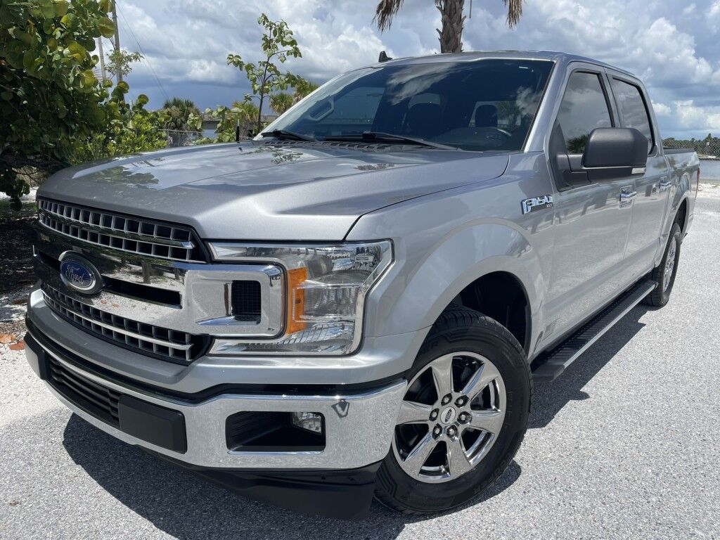 2020 Ford F-150 XLT~5.0 V8~CLEAN CARFAX~TRAILER PKG W/ BACKUP ASSIST~AFTERMARKET RADIO W/ SCREEN MIRRORING FOR CARPLAY/ANDROID AUTO~ONLINE FINANCE AND SHIPPING AVAILABLE!!!! Sarasota FL
