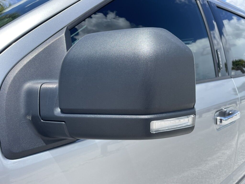2020 Ford F-150 XLT~5.0 V8~CLEAN CARFAX~TRAILER PKG W/ BACKUP ASSIST~AFTERMARKET RADIO W/ SCREEN MIRRORING FOR CARPLAY/ANDROID AUTO~ONLINE FINANCE AND SHIPPING AVAILABLE!!!! Sarasota FL