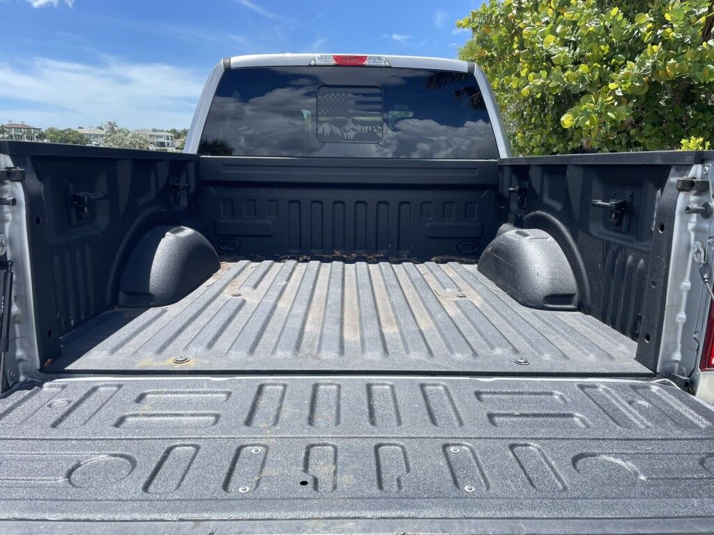 2020 Ford F-150 XLT~5.0 V8~CLEAN CARFAX~TRAILER PKG W/ BACKUP ASSIST~AFTERMARKET RADIO W/ SCREEN MIRRORING FOR CARPLAY/ANDROID AUTO~ONLINE FINANCE AND SHIPPING AVAILABLE!!!! Sarasota FL