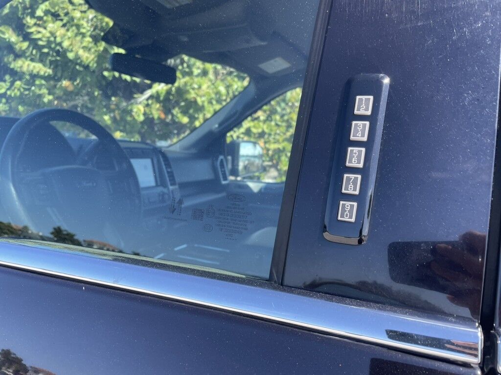 2020 Ford F-150 XLT~5.0L V8~4X4~TRAILER BRAKE~POWER SLIDING REAR WINDOW~ONLINE F Sarasota FL