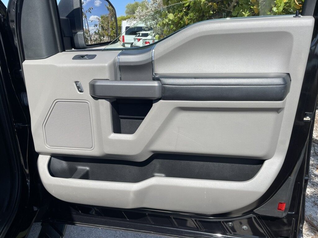 2020 Ford F-150 XLT~5.0L V8~4X4~TRAILER BRAKE~POWER SLIDING REAR WINDOW~ONLINE F Sarasota FL