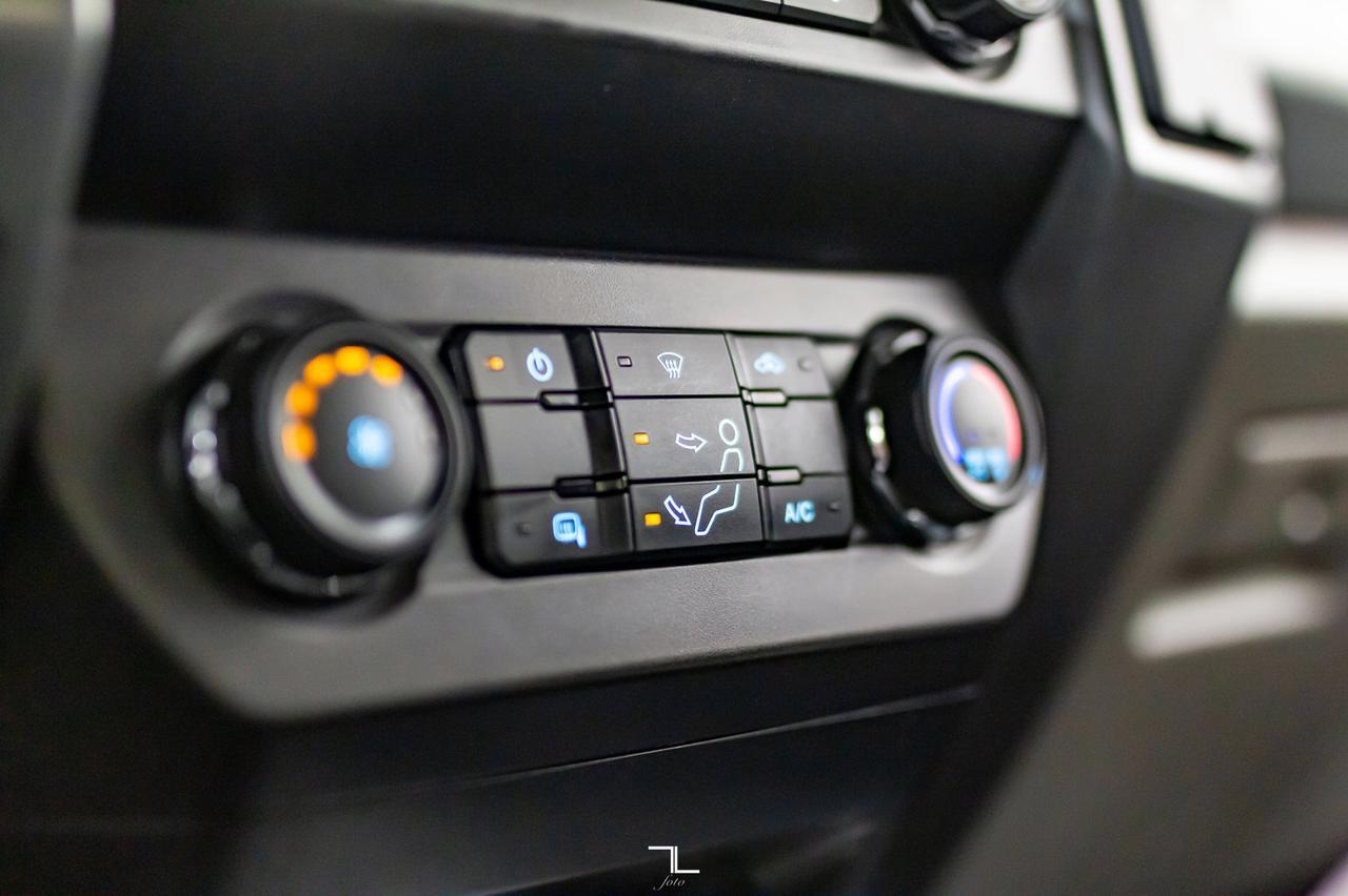 2020 Ford F-250 4x4 Crew Cab XLT FX4 BCam Diesel Red Deer AB