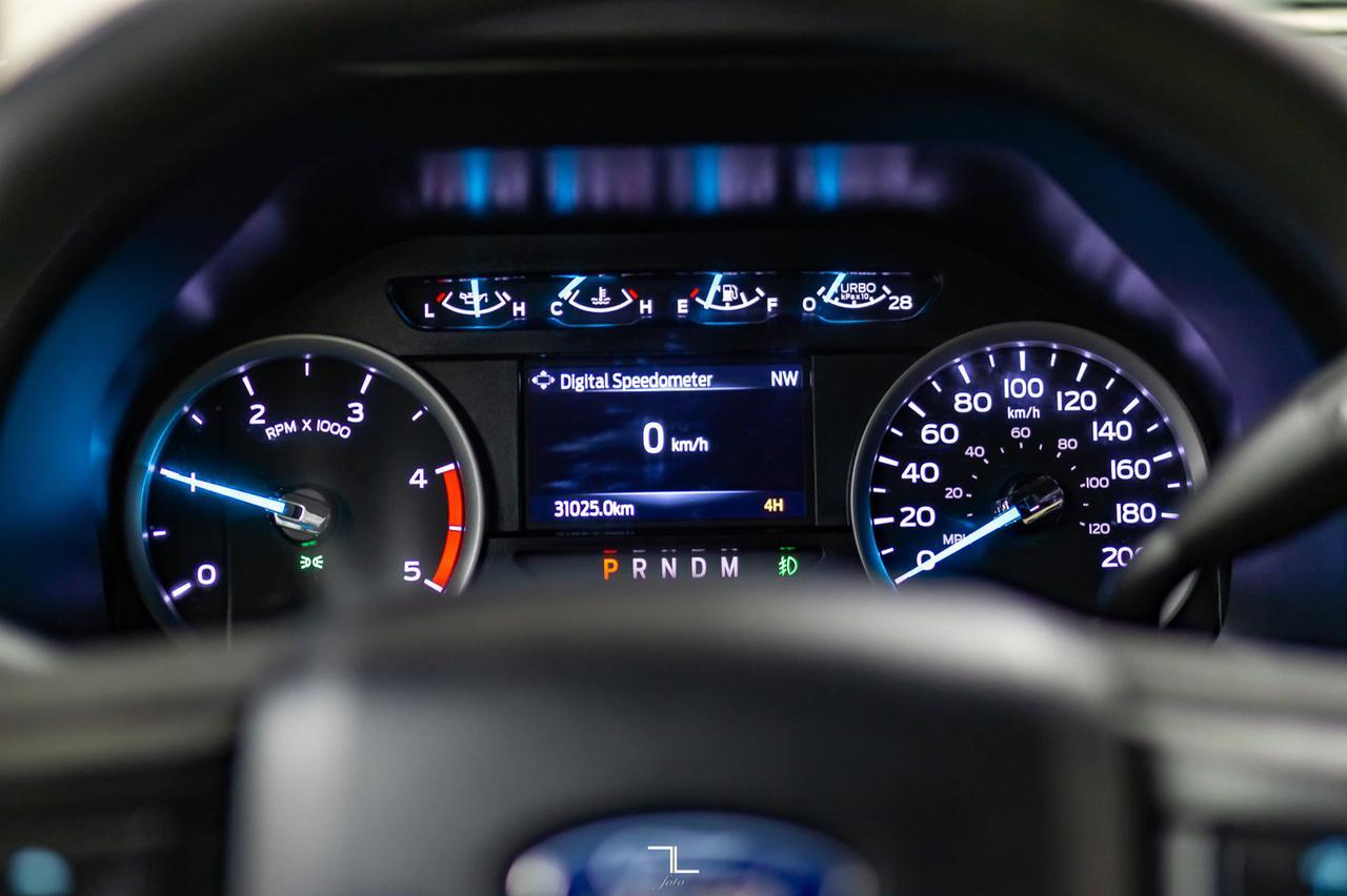 2020 Ford F-250 4x4 Crew Cab XLT FX4 BCam Diesel Red Deer AB