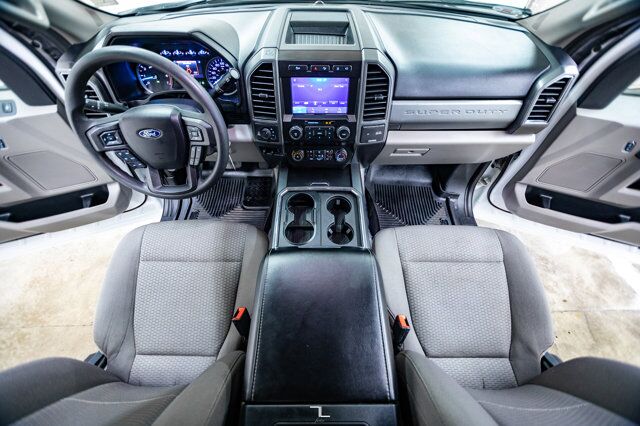 2020 Ford F-250 4x4 Crew Cab XLT FX4 BCam Red Deer AB