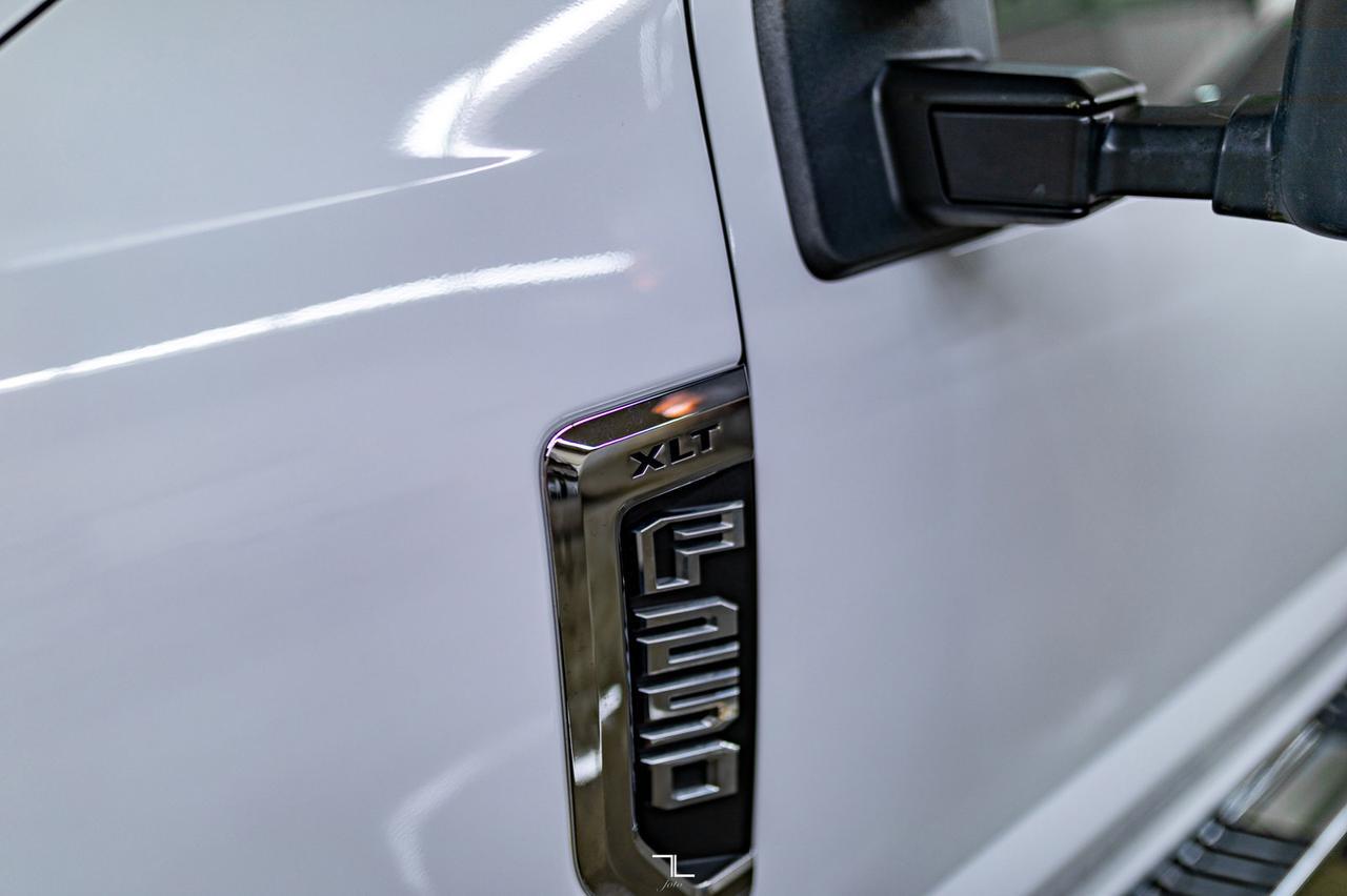 2020 Ford F-250 4x4 Crew Cab XLT FX4 BCam Red Deer AB