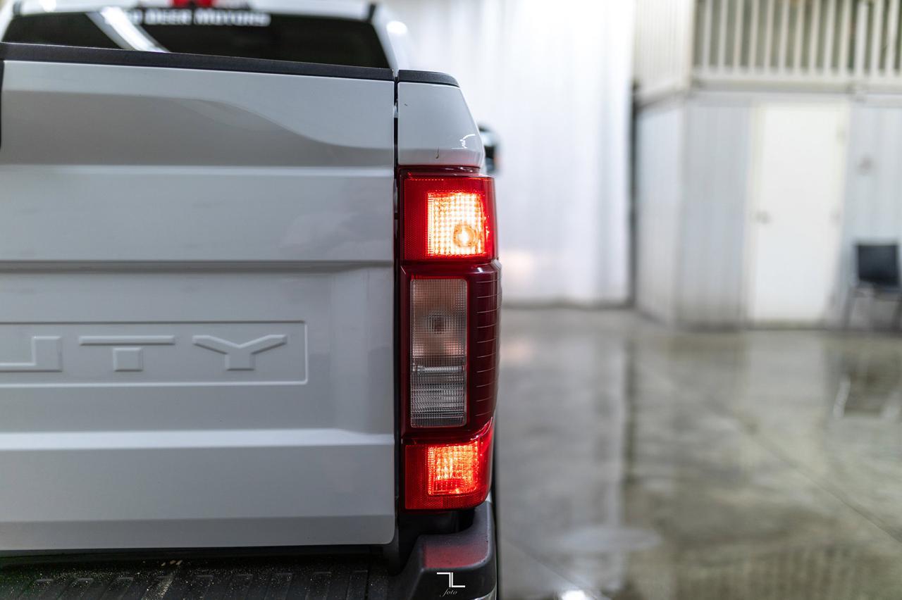 2020 Ford F-250 4x4 Crew Cab XLT FX4 BCam Red Deer AB