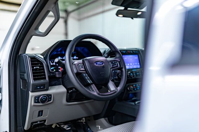 2020 Ford F-250 4x4 Crew Cab XLT FX4 BCam Red Deer AB