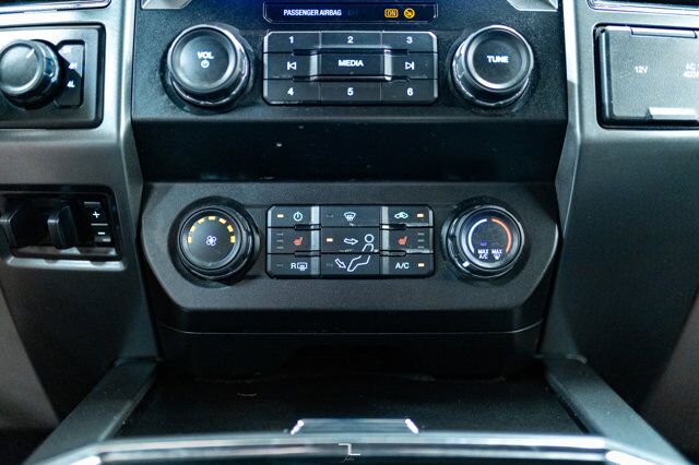 2020 Ford F-250 4x4 Crew Cab XLT FX4 BCam Red Deer AB