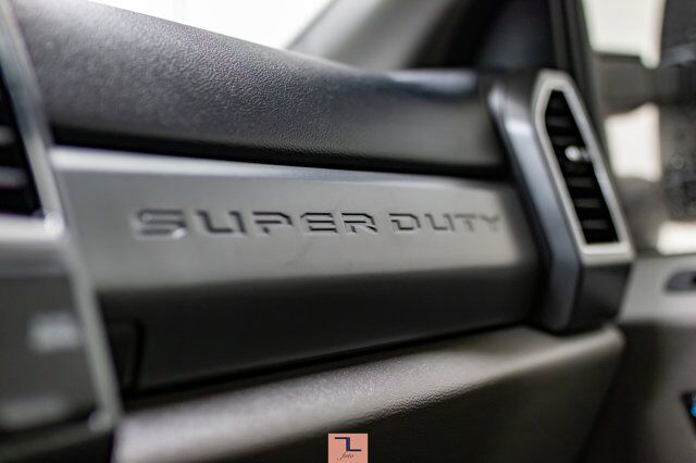 2020 Ford F-250 4x4 Crew Cab XLT FX4 Diesel BCam Red Deer AB