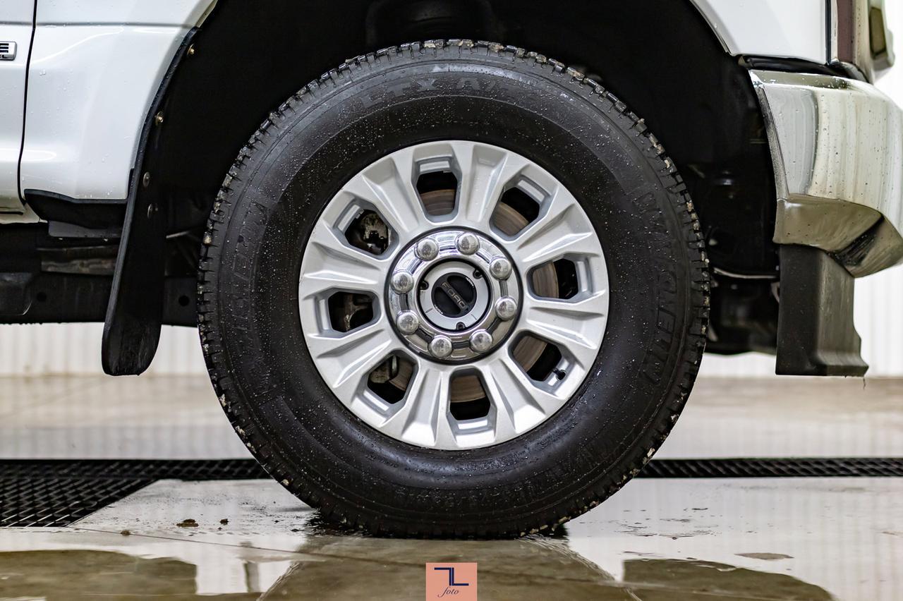 2020 Ford F-250 4x4 Crew Cab XLT FX4 Diesel BCam Red Deer AB