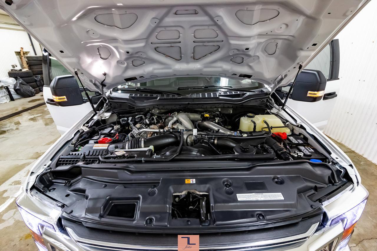 2020 Ford F-250 4x4 Crew Cab XLT FX4 Diesel BCam Red Deer AB