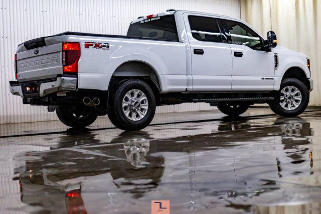 2020 Ford F-250 4x4 Crew Cab XLT FX4 Diesel BCam Red Deer AB