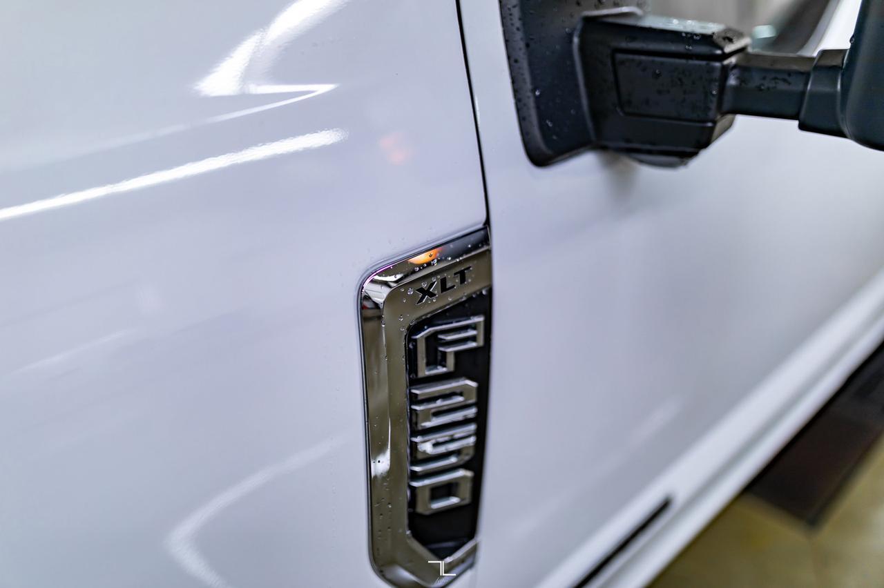 2020 Ford F-250 4x4 Crew Cab XLT FX4 Diesel BCam Red Deer AB