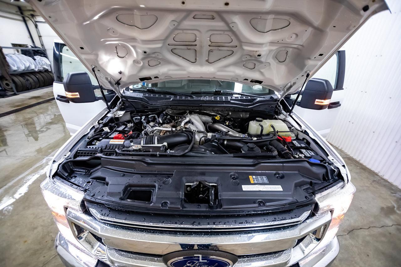 2020 Ford F-250 4x4 Crew Cab XLT FX4 Diesel BCam Red Deer AB