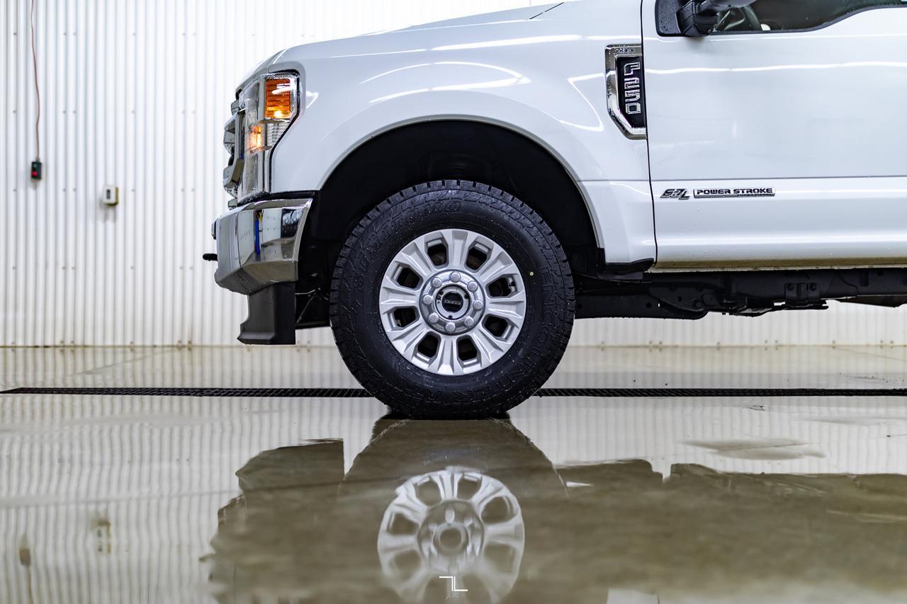 2020 Ford F-250 4x4 Crew Cab XLT FX4 Diesel BCam Red Deer AB