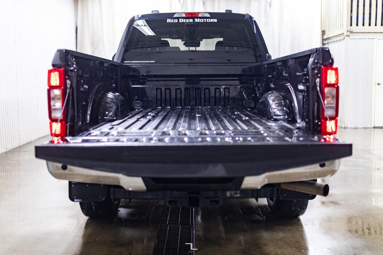 2020 Ford F-250 4x4 Crew Cab XLT FX4 PSeat BCam Red Deer AB