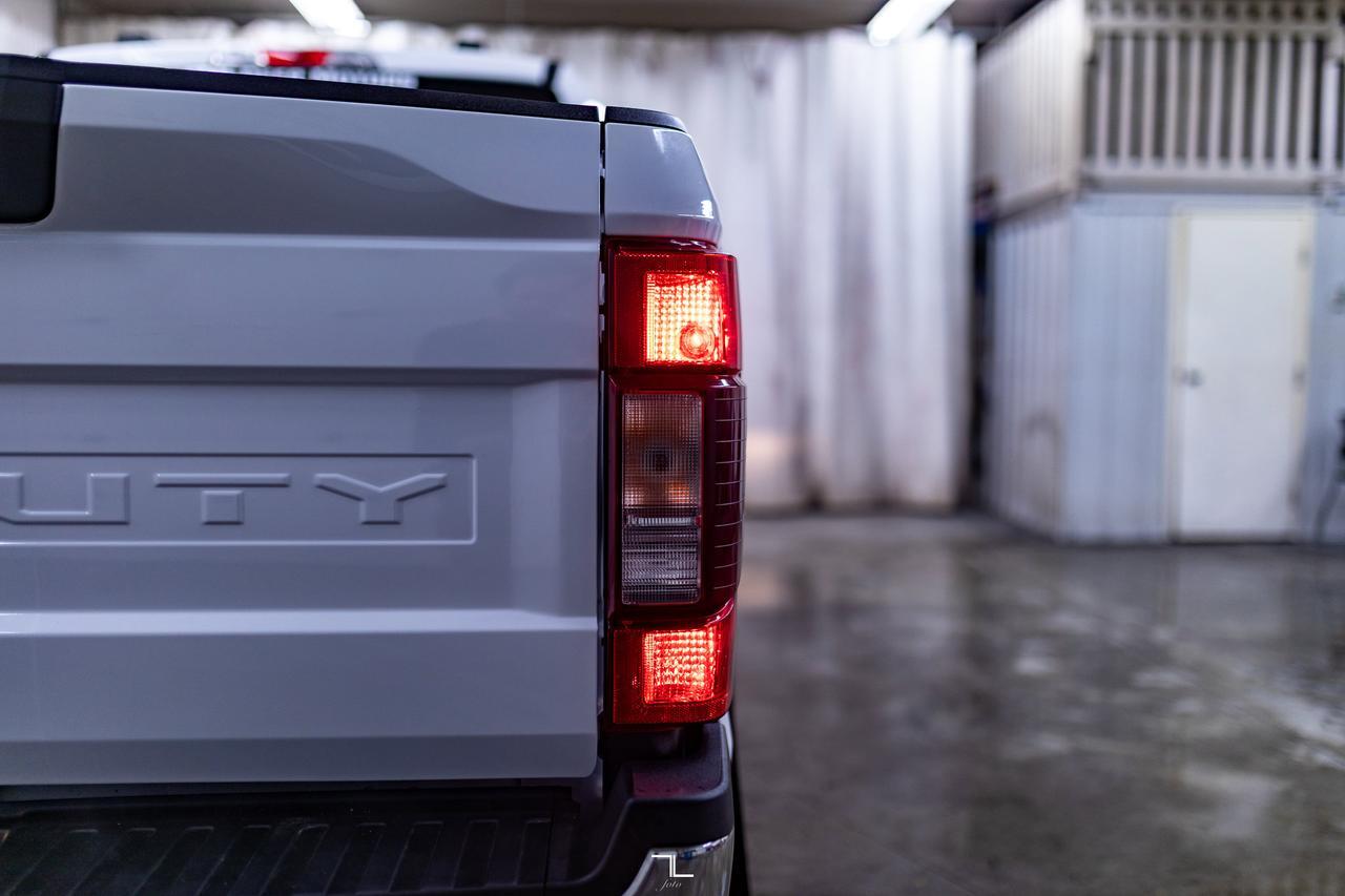 2020 Ford F-250 4x4 Crew Cab XLT FX4 PSeat BCam Red Deer AB