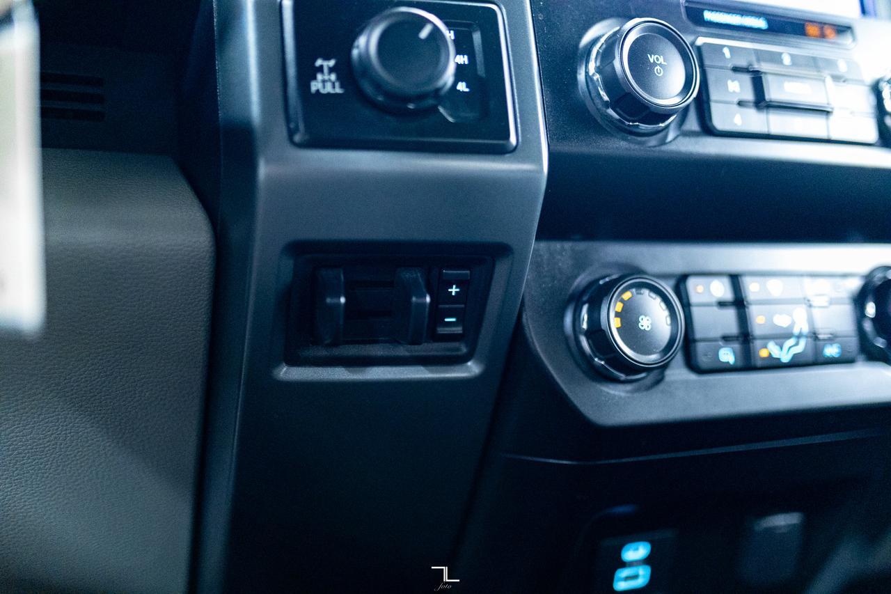 2020 Ford F-250 4x4 Crew Cab XLT FX4 PSeat BCam Red Deer AB