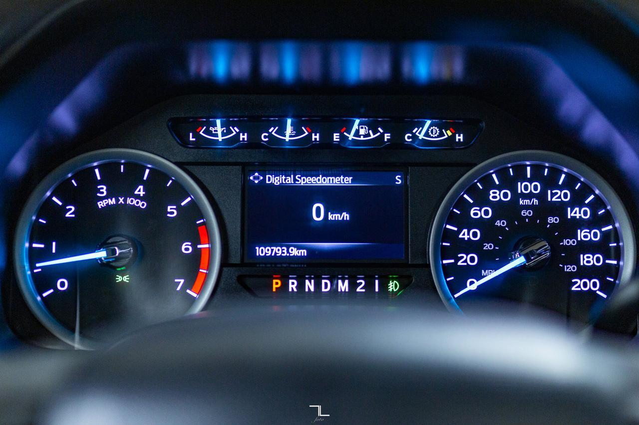 2020 Ford F-250 4x4 Crew Cab XLT FX4 Roof BCam Red Deer AB