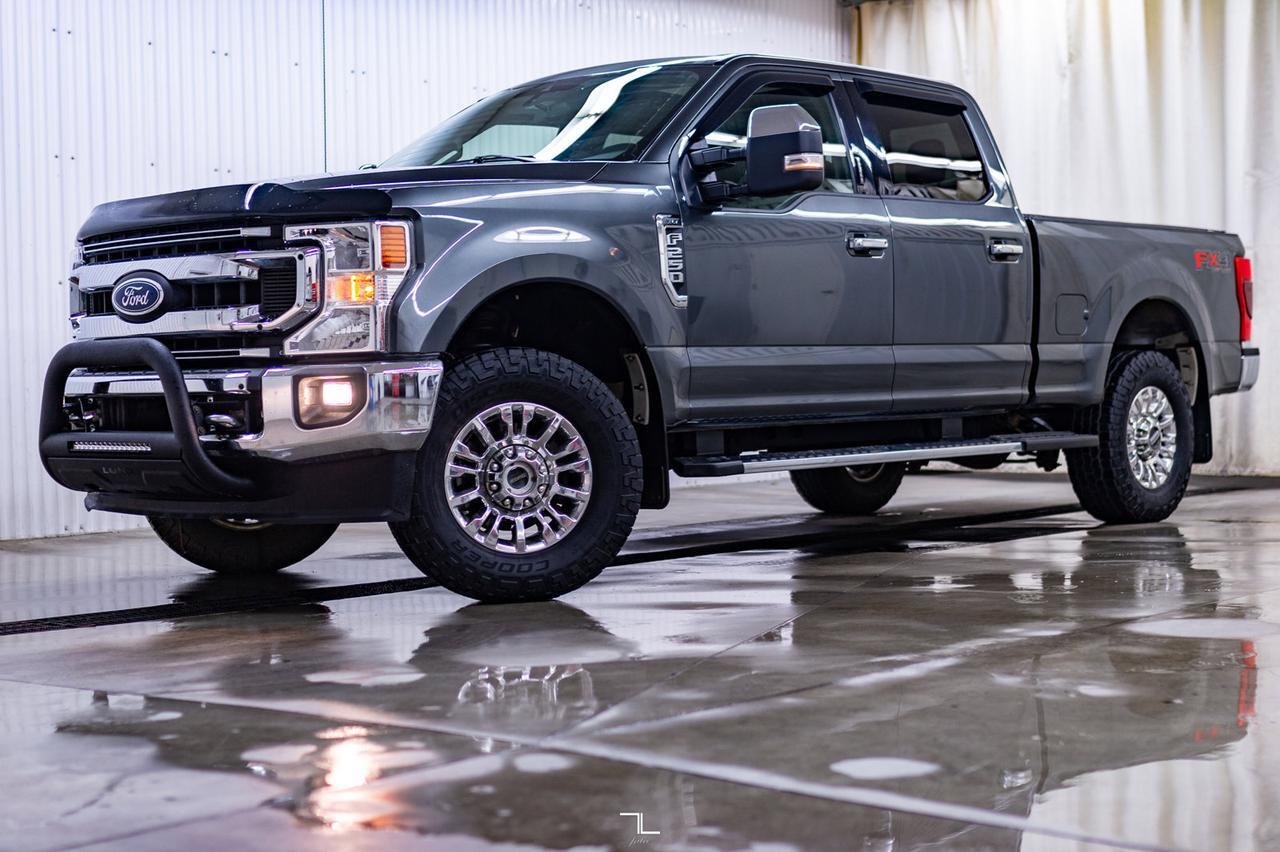 2020 Ford F-250 4x4 Crew Cab XLT FX4 Roof BCam Red Deer AB