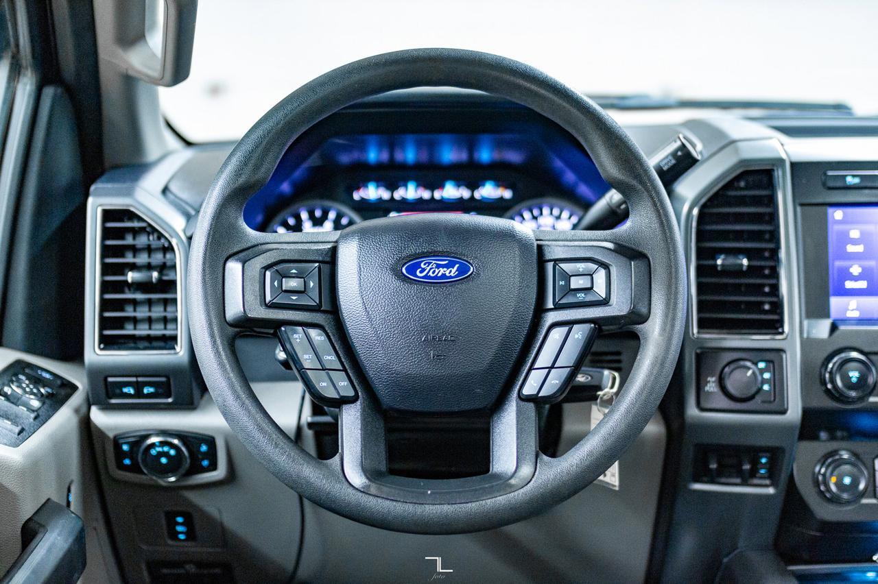 2020 Ford F-250 4x4 Crew Cab XLT FX4 Roof BCam Red Deer AB