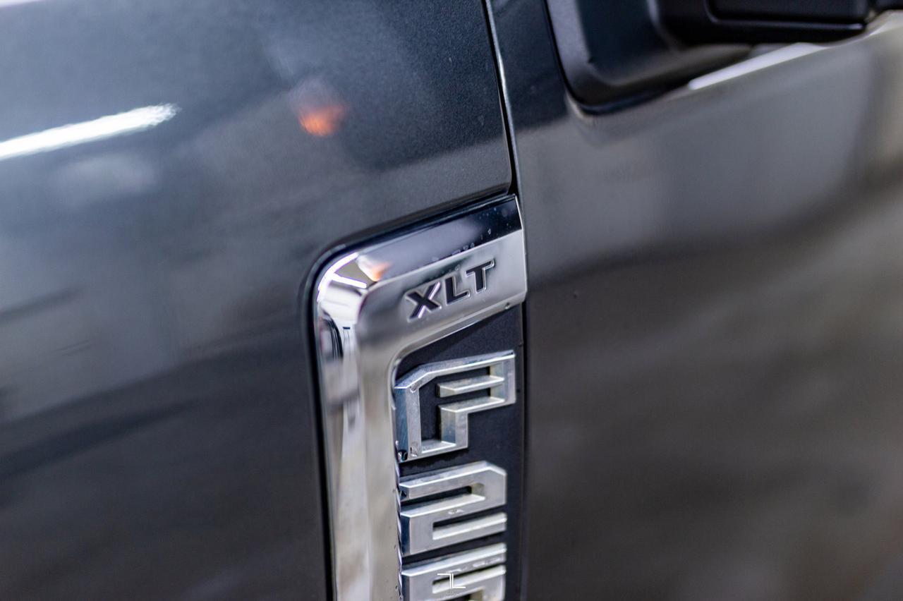 2020 Ford F-250 4x4 Crew Cab XLT FX4 Roof BCam Red Deer AB