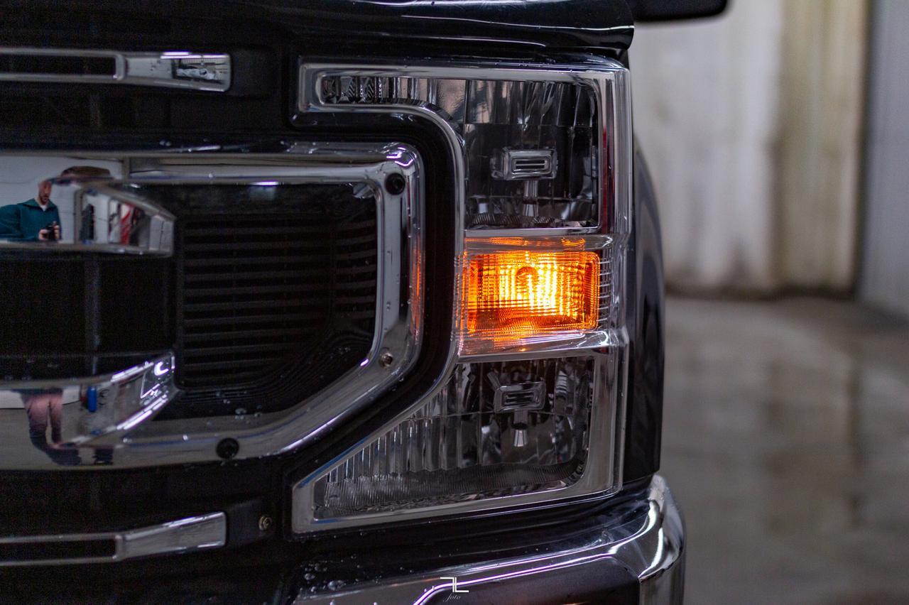 2020 Ford F-250 4x4 Crew Cab XLT FX4 Roof BCam Red Deer AB