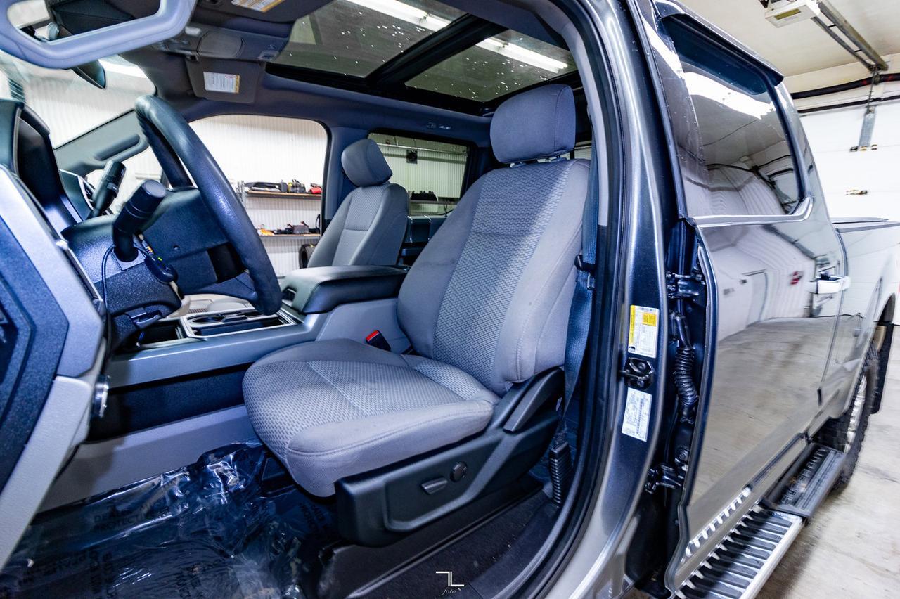 2020 Ford F-250 4x4 Crew Cab XLT FX4 Roof BCam Red Deer AB