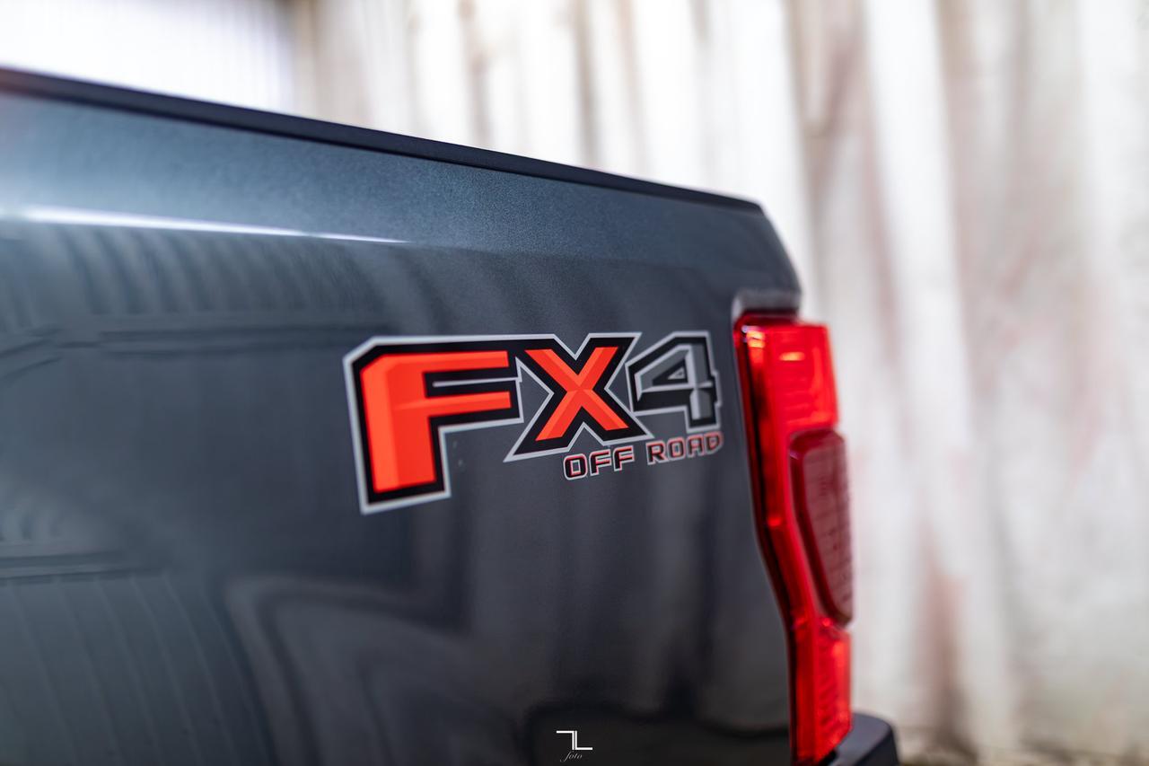 2020 Ford F-250 4x4 Super Cab Lariat Diesel Leather Nav BCam Red Deer AB