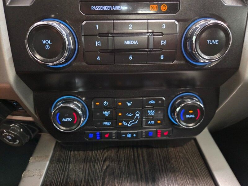 2020 Ford F-250 Lariat 4WD 6.7L Diesel GPS Camera Sunroof Dual Fox Shocks Nitto Tires FREE WARRANTY Arlington TX
