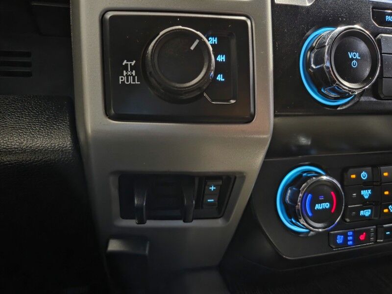 2020 Ford F-250 Lariat 6.7L Diesel FX4 4WD Ready Lift GPS Camera Chrome Pkg FREE WARRAN Arlington TX