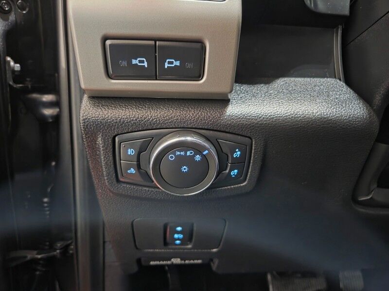 2020 Ford F-250 Lariat 6.7L Diesel FX4 4WD Ready Lift GPS Camera Chrome Pkg FREE WARRAN Arlington TX