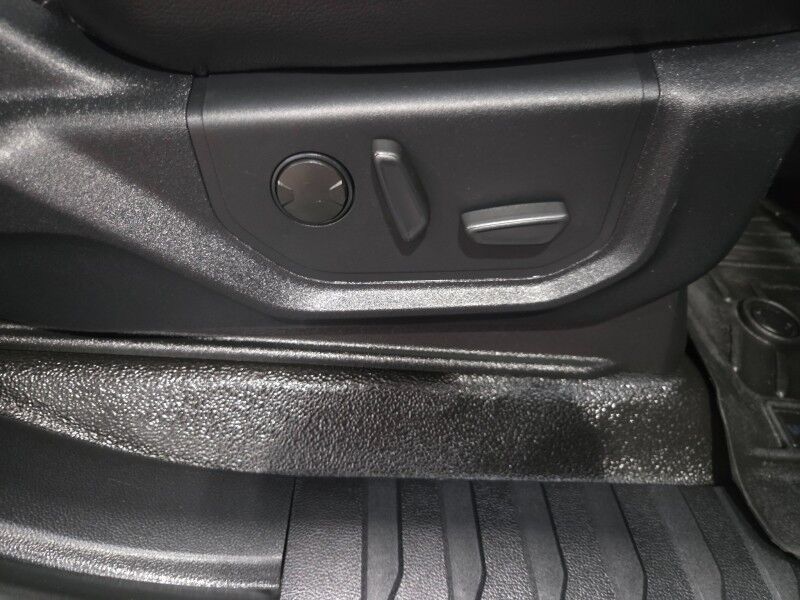 2020 Ford F-250 Lariat Tremor Lifted 4WD 6.7L Diesel GPS Camera New 35in Tires FREE WARRANTY Arlington TX