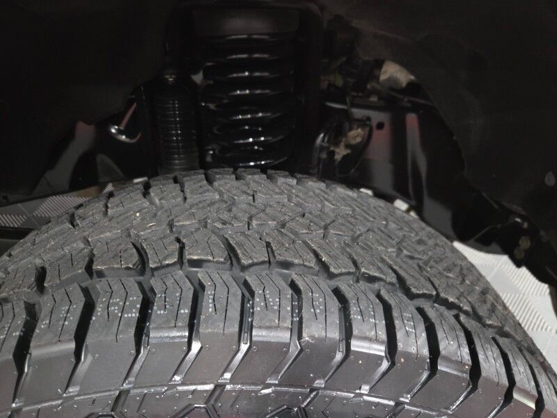 2020 Ford F-250 Lariat Tremor Lifted 4WD 6.7L Diesel GPS Camera New 35in Tires FREE WARRANTY Arlington TX