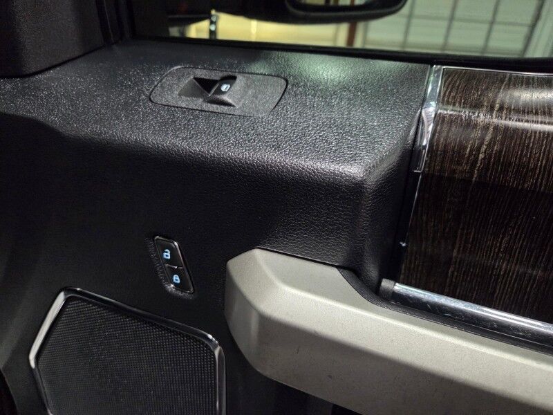 2020 Ford F-250 Lariat Ultimate 4WD 6.7L Diesel GPS Nav Camera 35in Nitto Tires FREE WARRANTY Arlington TX