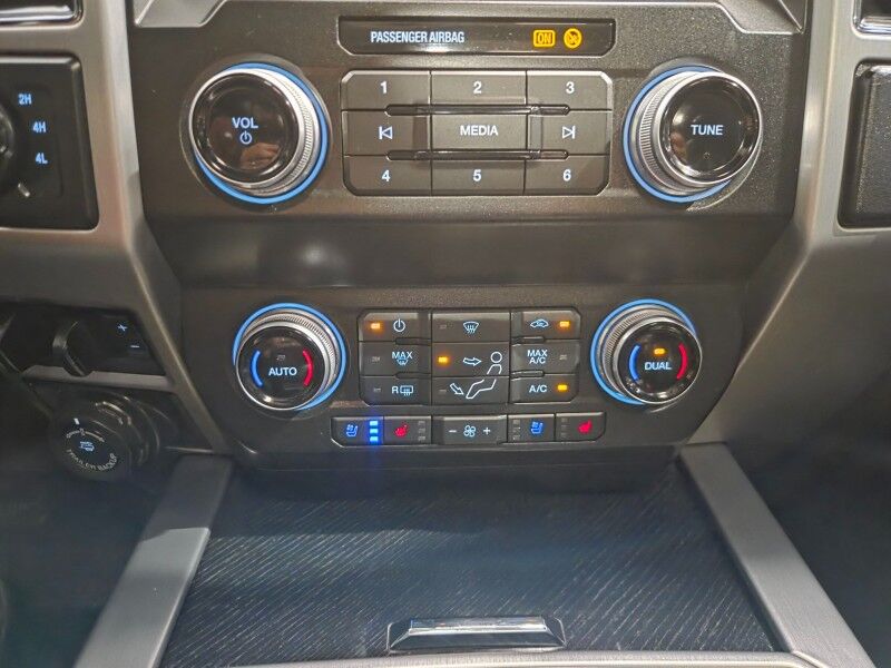 2020 Ford F-250 Platinum 6.7L Diesel GPS Nav Camera Sunroof 20in Wheels 35in Nitto FREE WARRANTY Arlington TX