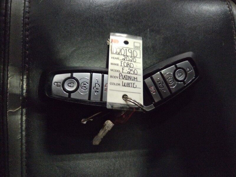 2020 Ford F-250 Platinum 6.7L Diesel GPS Nav Camera Sunroof 20in Wheels 35in Nitto FREE WARRANTY Arlington TX